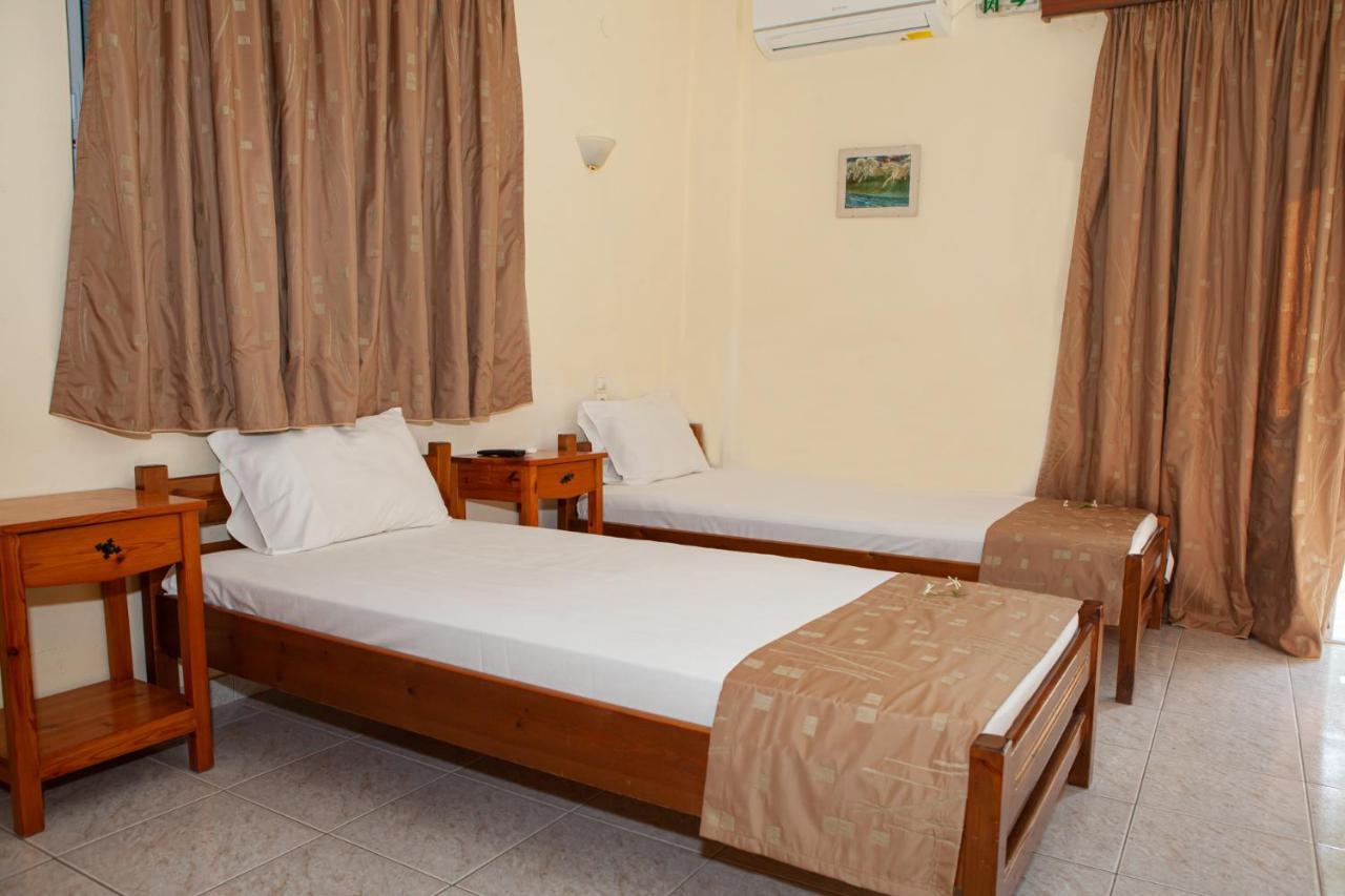 Hotel Loula Rooms And Apartments Kamena Vourla Exteriér fotografie