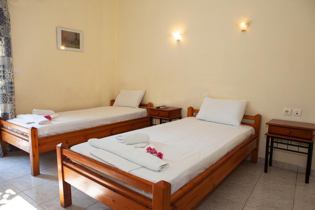 Hotel Loula Rooms And Apartments Kamena Vourla Exteriér fotografie
