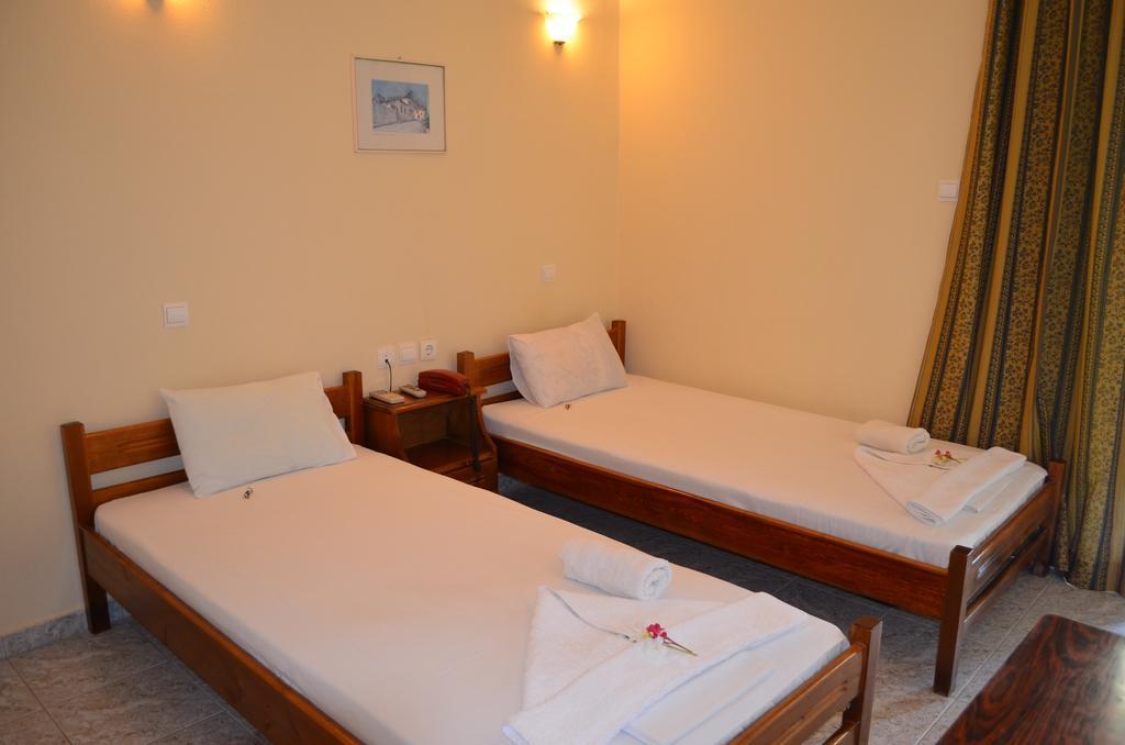 Hotel Loula Rooms And Apartments Kamena Vourla Exteriér fotografie